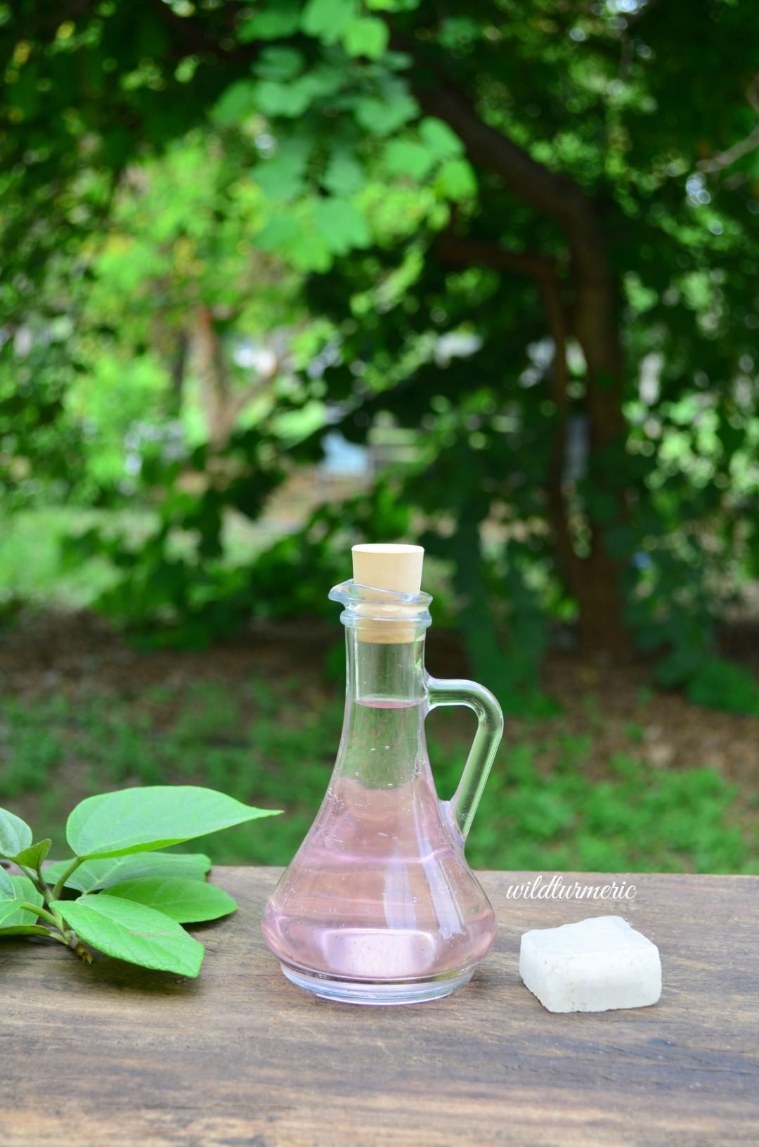 3 Top Ways To Use Alum (Phitkari) & Rose Water For Hair Removal