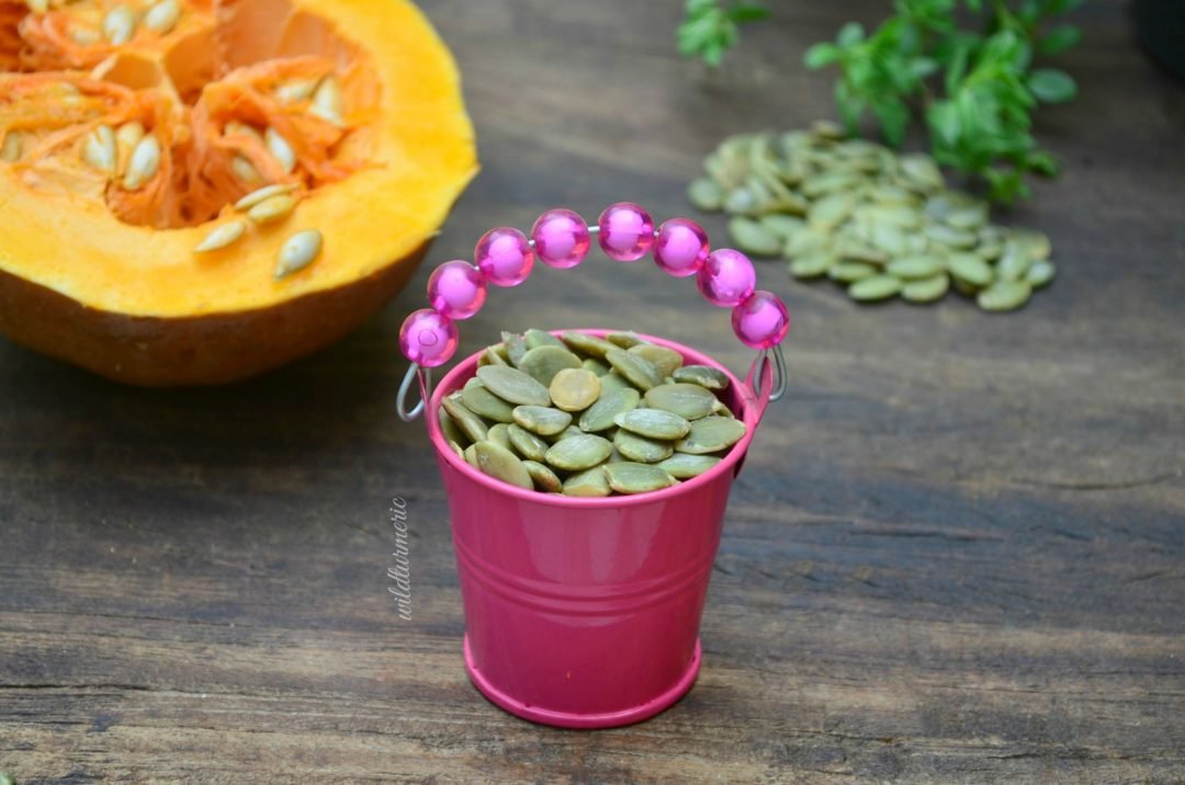 10 Top Pumpkin Seeds (Pepitas) Benefits For Skin, Hair & Health