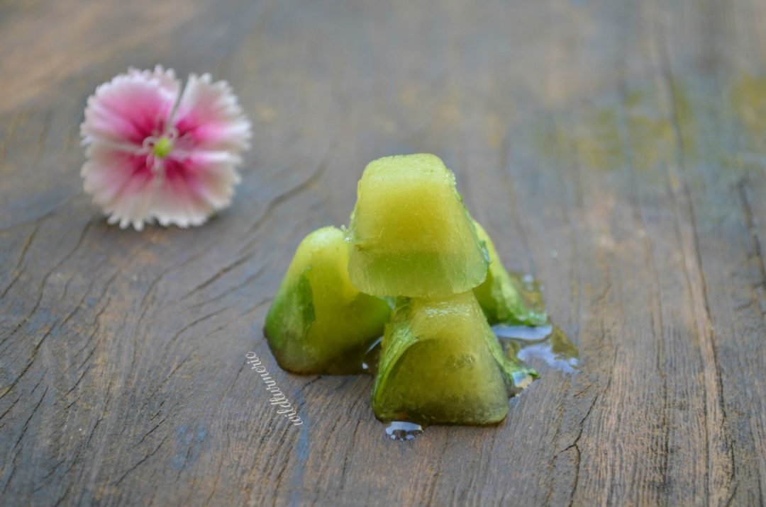 Ice Cubes For Pimples 10 Best Ice Treatments For Acne & Acne Scars Wildturmeric