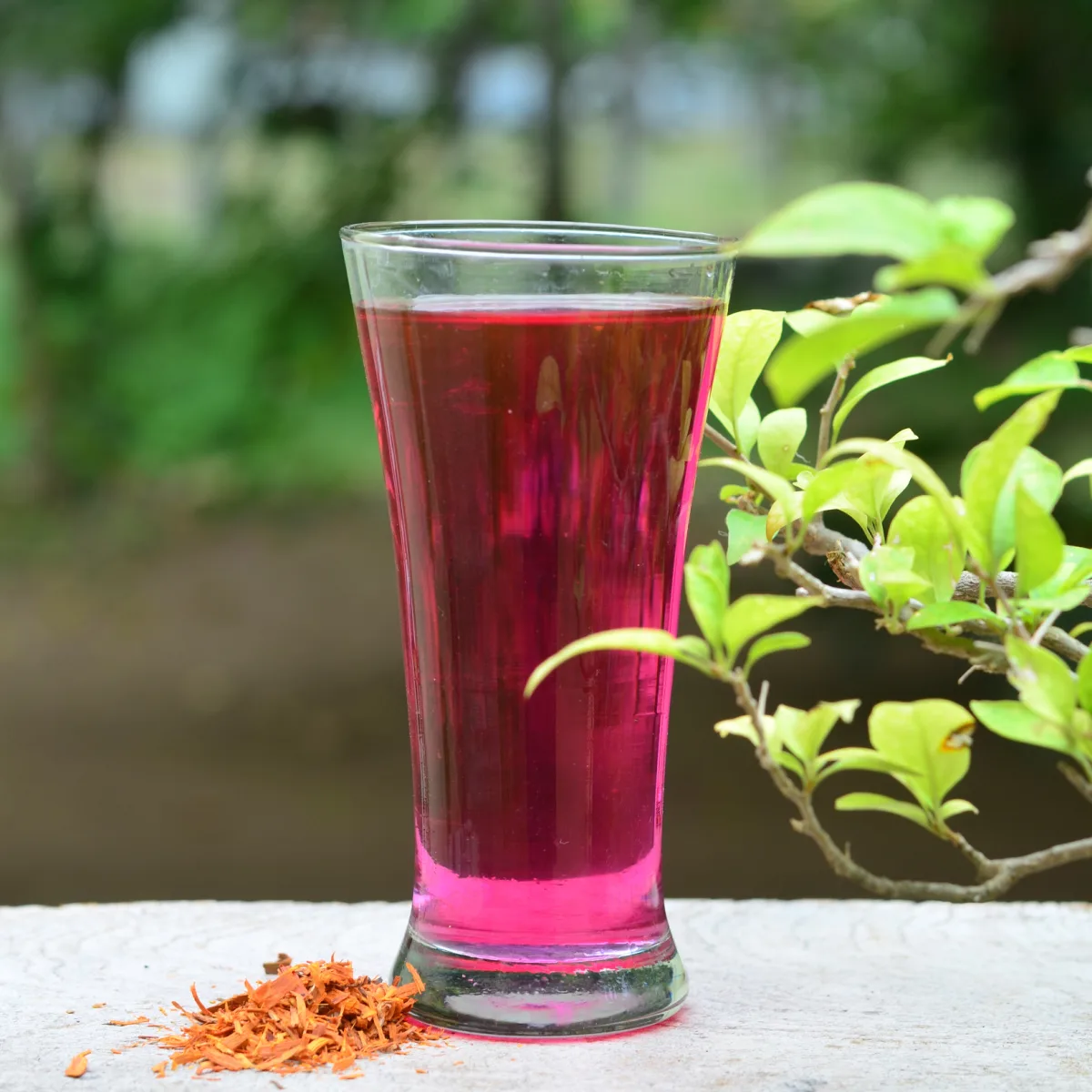 7 Top Benefits Of Pathimugam Water (Sappan Wood)